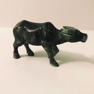 Vintage Stone  Water Buffalo 4 Inch Long Figurine